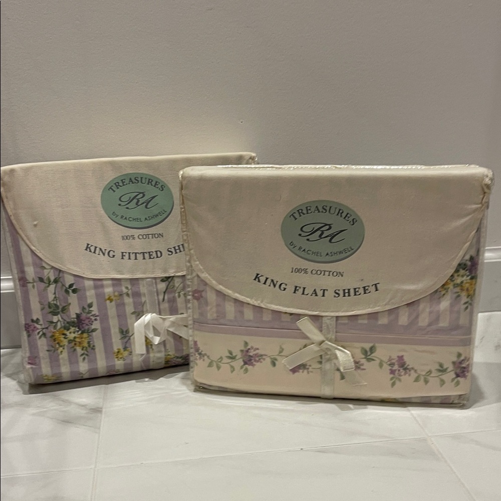 Very rare, Rachel Ashwell, King sheet set flat and fitted
